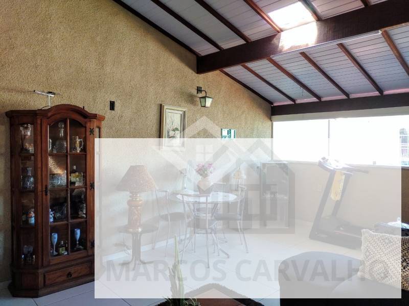 Casa à venda com 3 quartos, 140m² - Foto 13