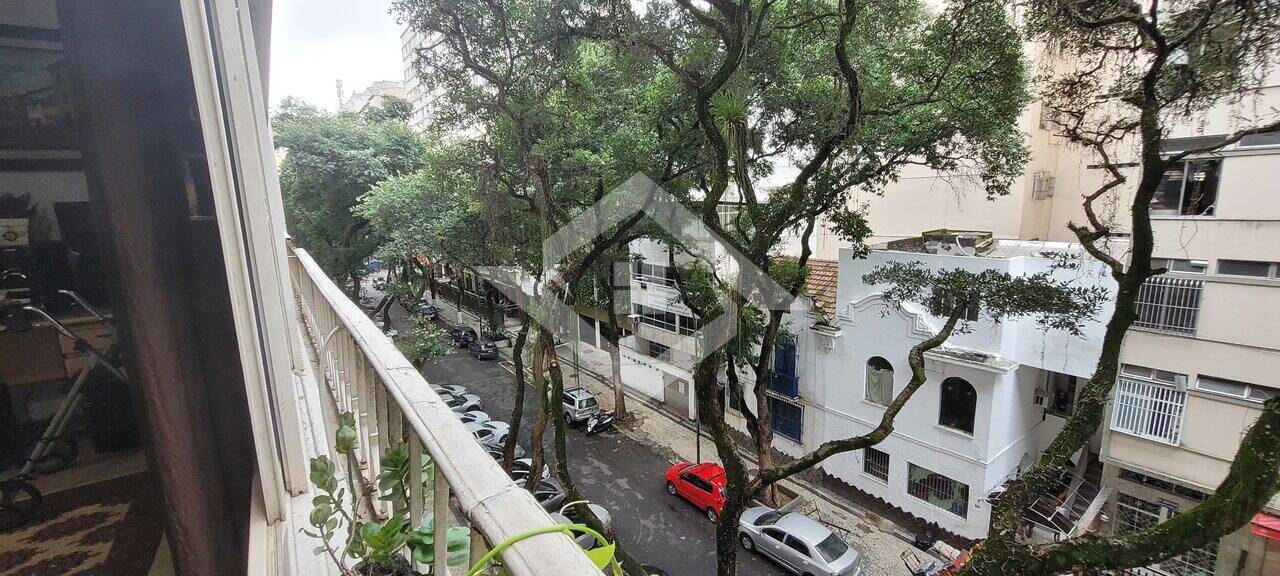 Apartamento à venda com 4 quartos, 200m² - Foto 9