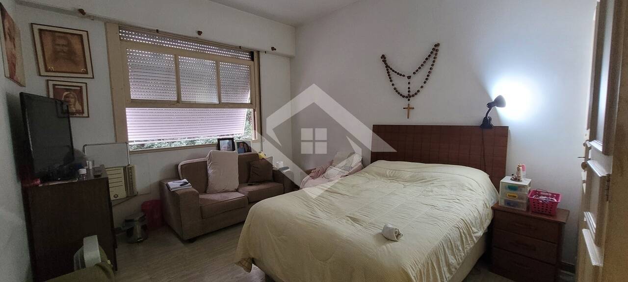 Apartamento à venda com 4 quartos, 200m² - Foto 17