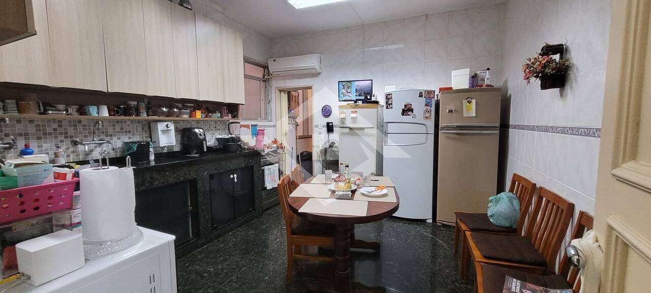 Apartamento à venda com 4 quartos, 200m² - Foto 22