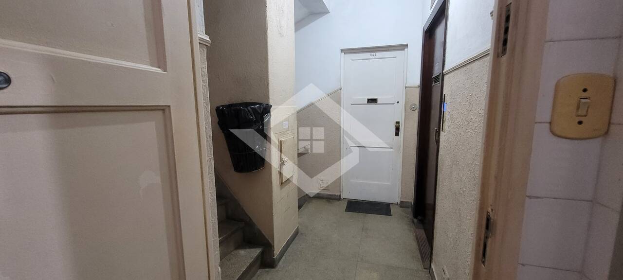 Apartamento à venda com 4 quartos, 200m² - Foto 26