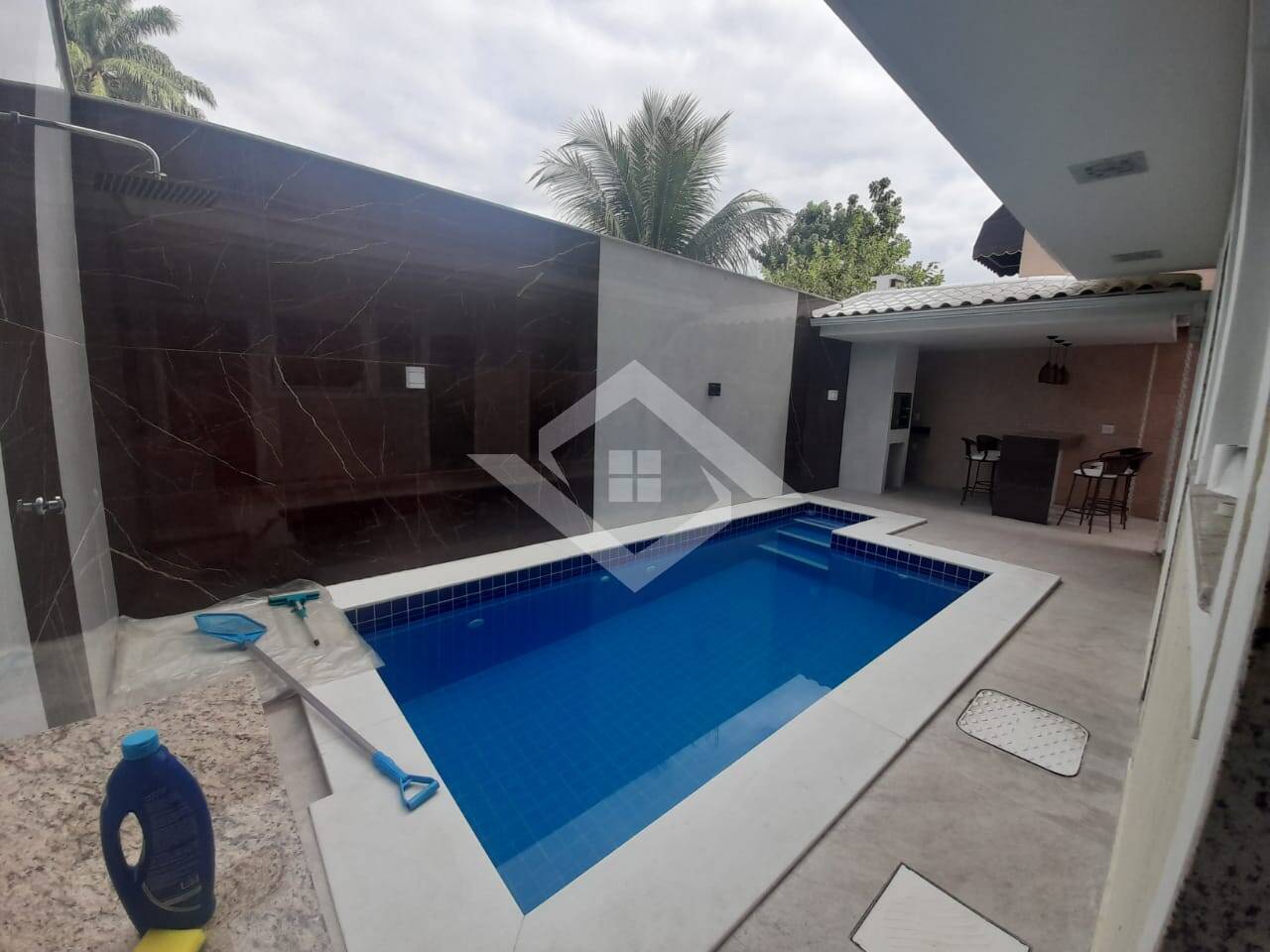 Casa de Condomínio à venda com 4 quartos, 260m² - Foto 33