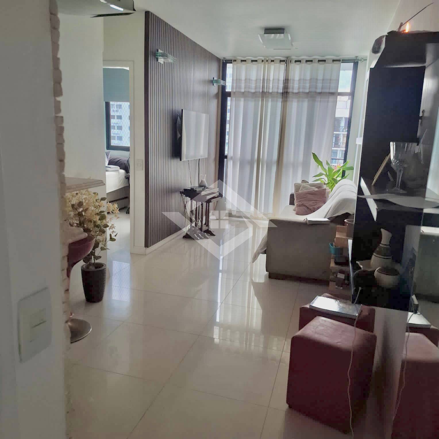 Apartamento à venda com 3 quartos, 69m² - Foto 3