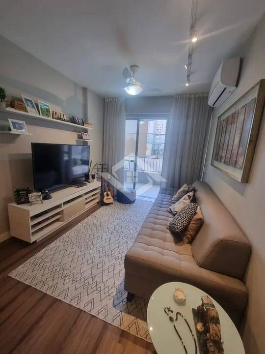 Apartamento à venda com 2 quartos, 90m² - Foto 1