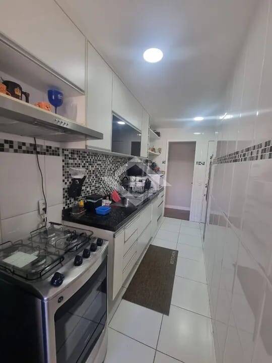 Apartamento à venda com 2 quartos, 90m² - Foto 13