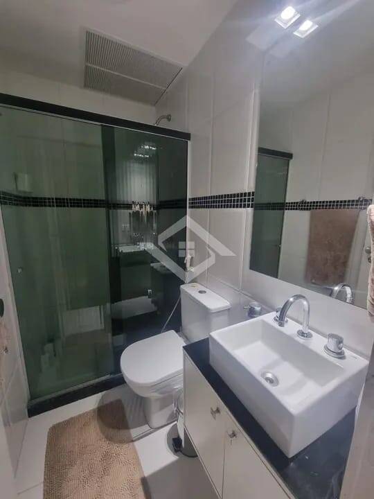 Apartamento à venda com 2 quartos, 90m² - Foto 17