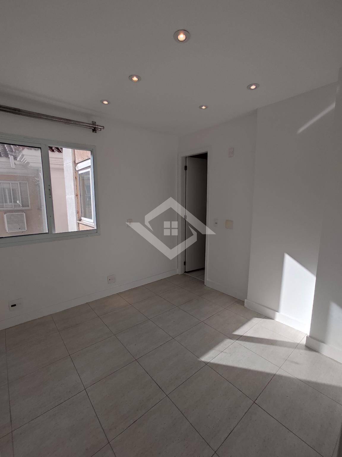 Apartamento à venda com 4 quartos, 138m² - Foto 18