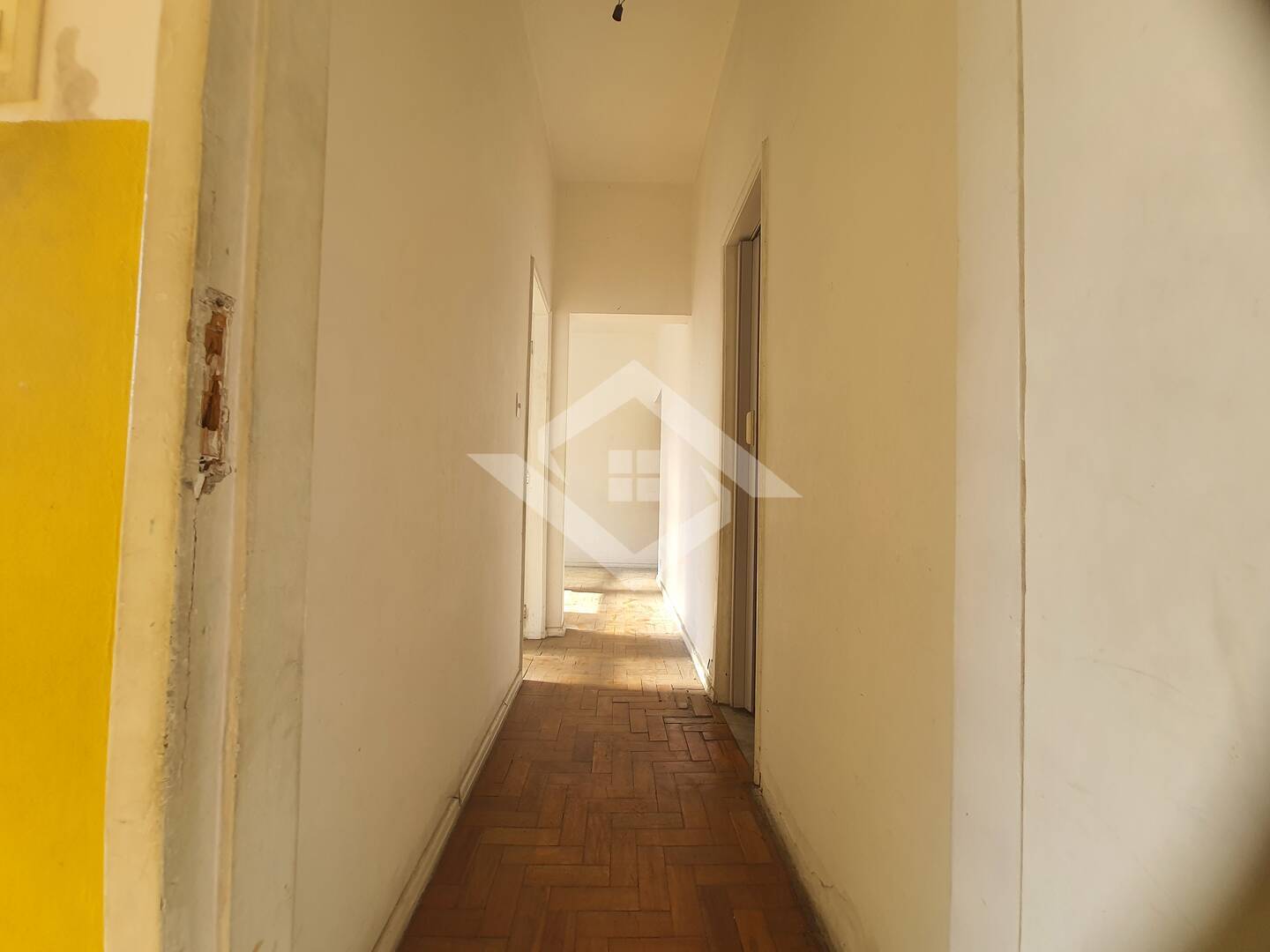 Apartamento à venda com 2 quartos, 57m² - Foto 9