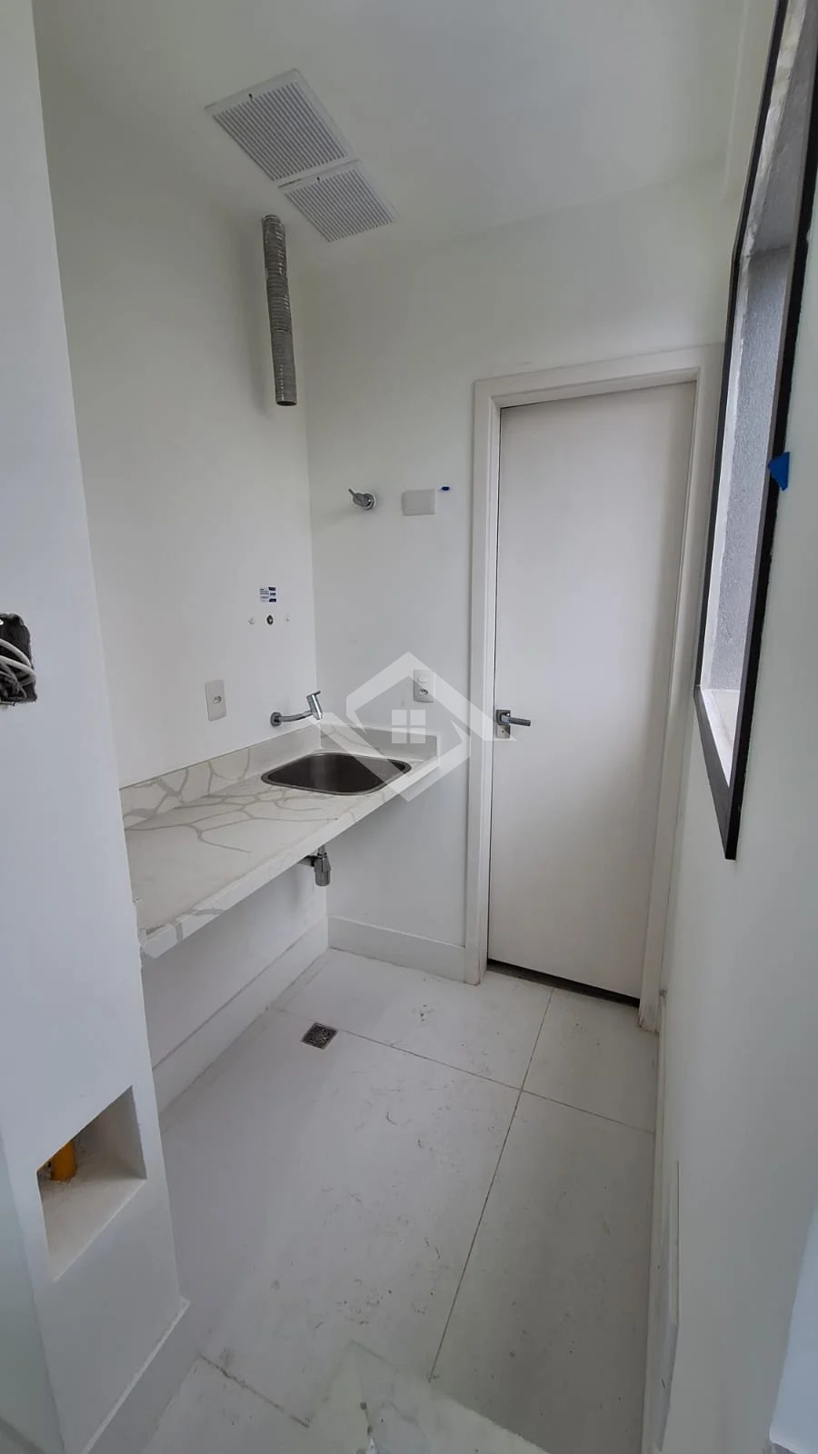 Apartamento à venda com 3 quartos, 117m² - Foto 7