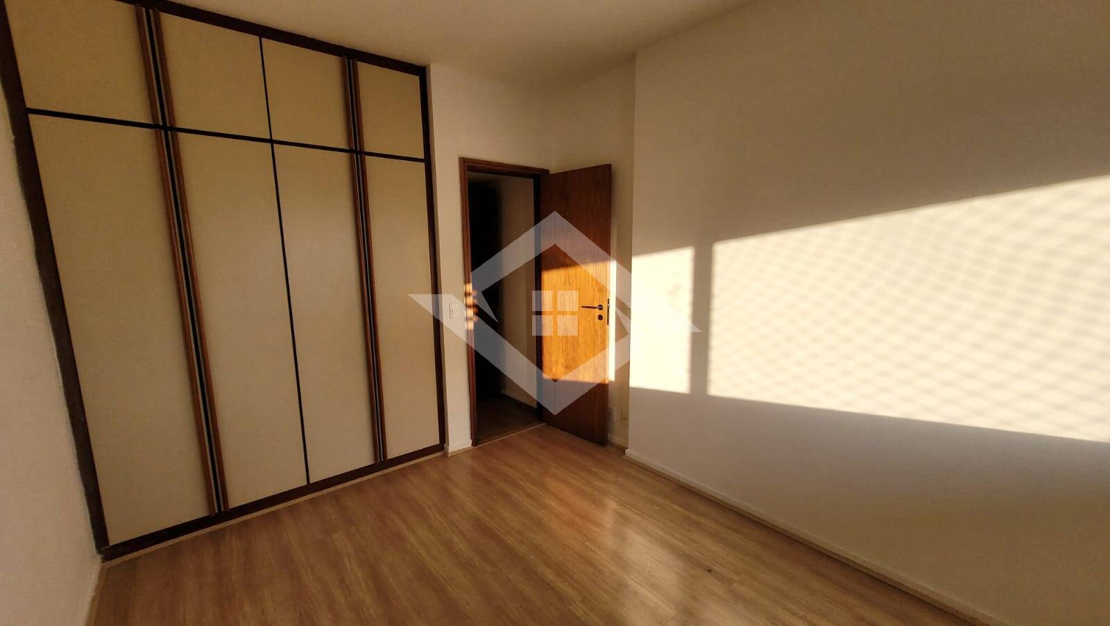 Apartamento à venda com 2 quartos, 83m² - Foto 21