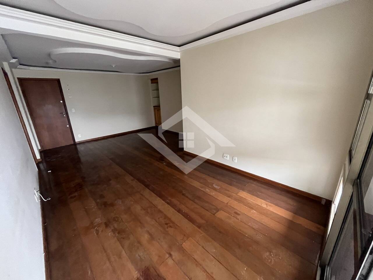 Apartamento à venda com 3 quartos, 136m² - Foto 13