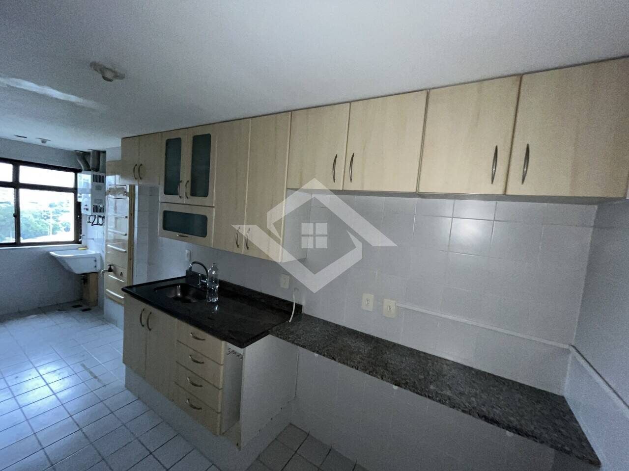 Apartamento à venda com 3 quartos, 136m² - Foto 22