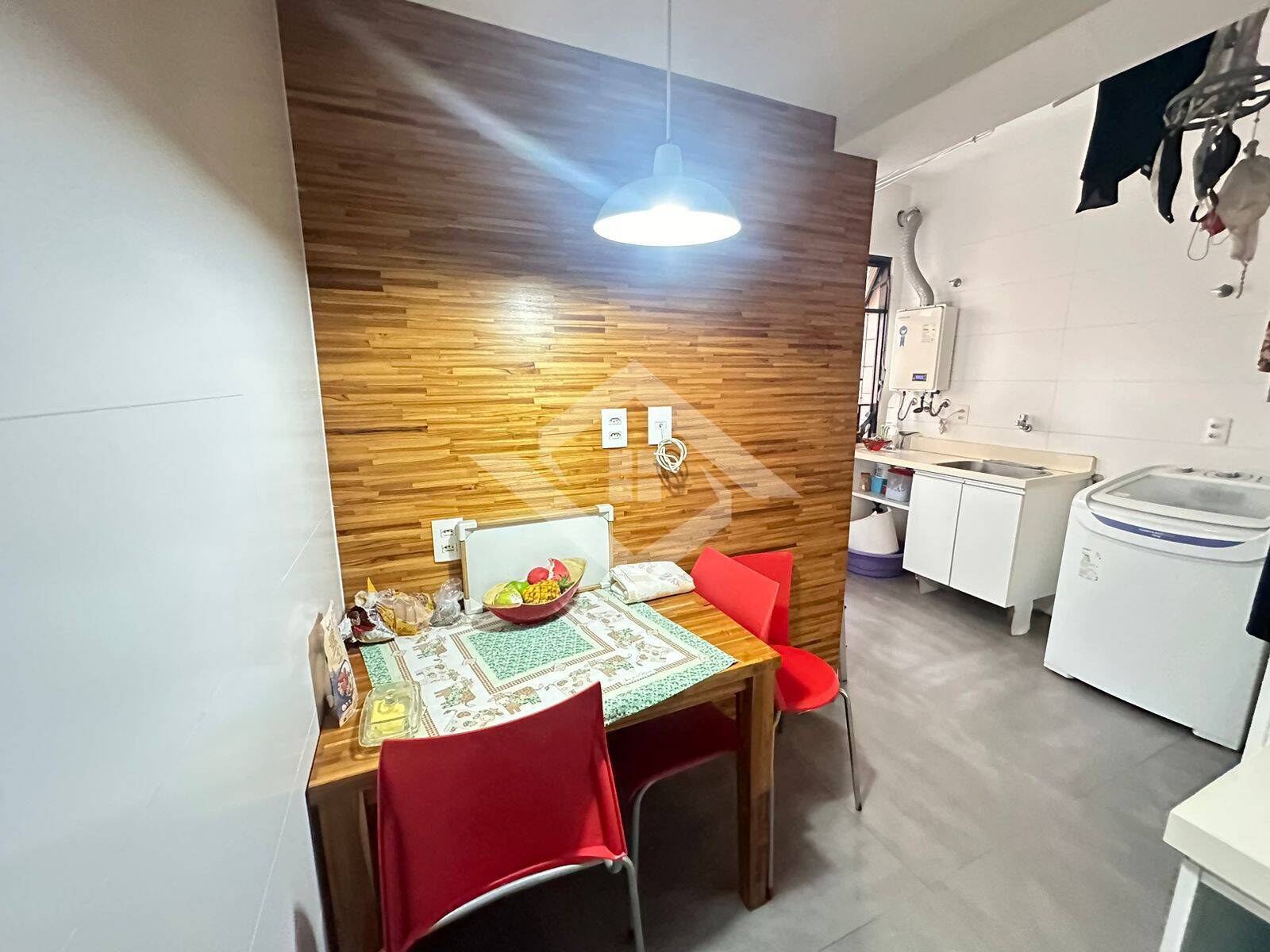 Apartamento à venda com 3 quartos, 116m² - Foto 19