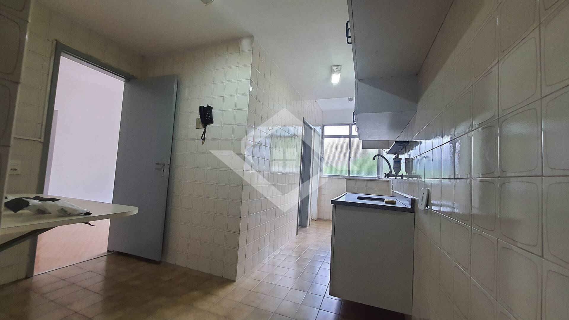 Apartamento à venda com 2 quartos, 70m² - Foto 18