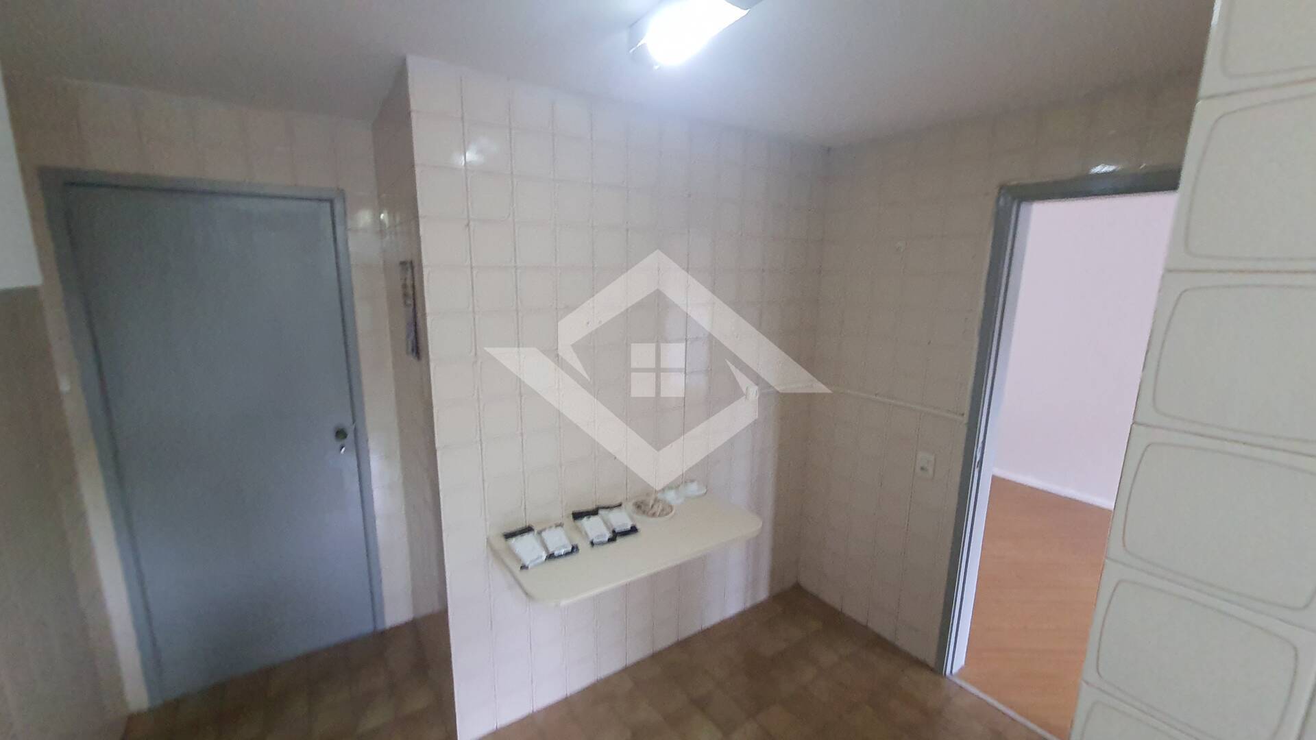 Apartamento à venda com 2 quartos, 70m² - Foto 24