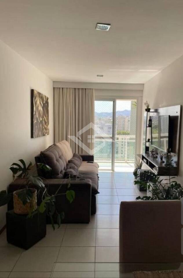 Apartamento à venda com 3 quartos, 101m² - Foto 9