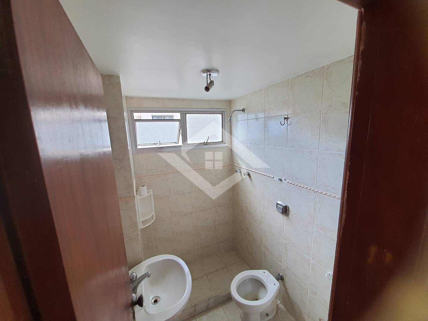 Apartamento à venda com 2 quartos, 68m² - Foto 7