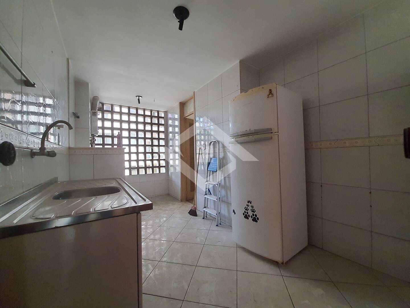 Apartamento à venda com 2 quartos, 68m² - Foto 17