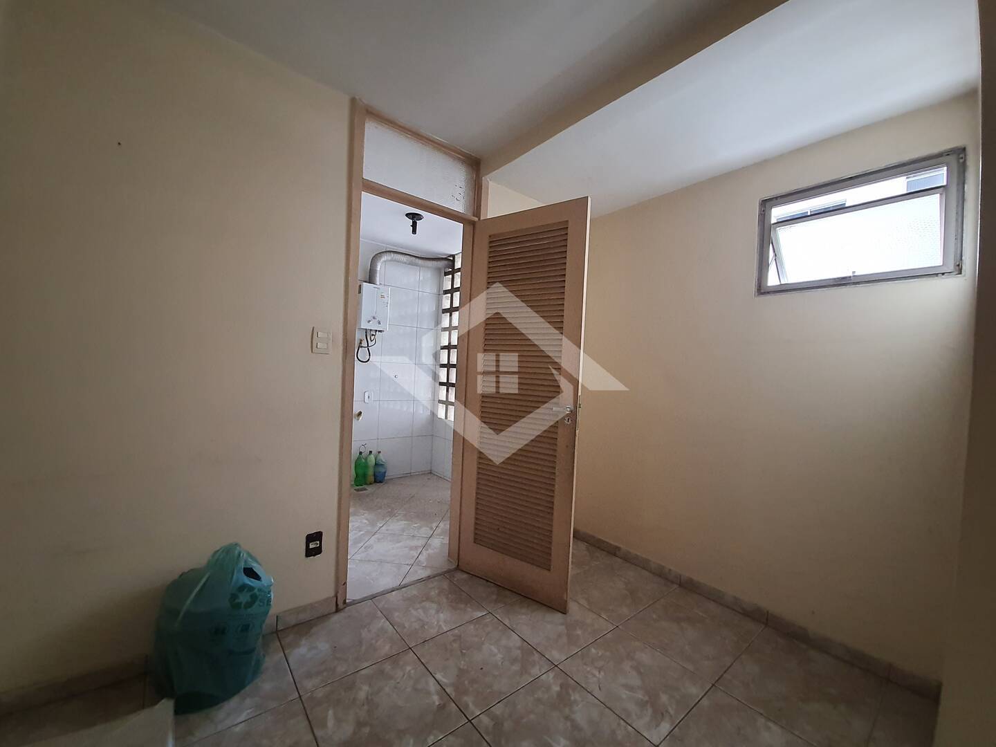 Apartamento à venda com 2 quartos, 68m² - Foto 24