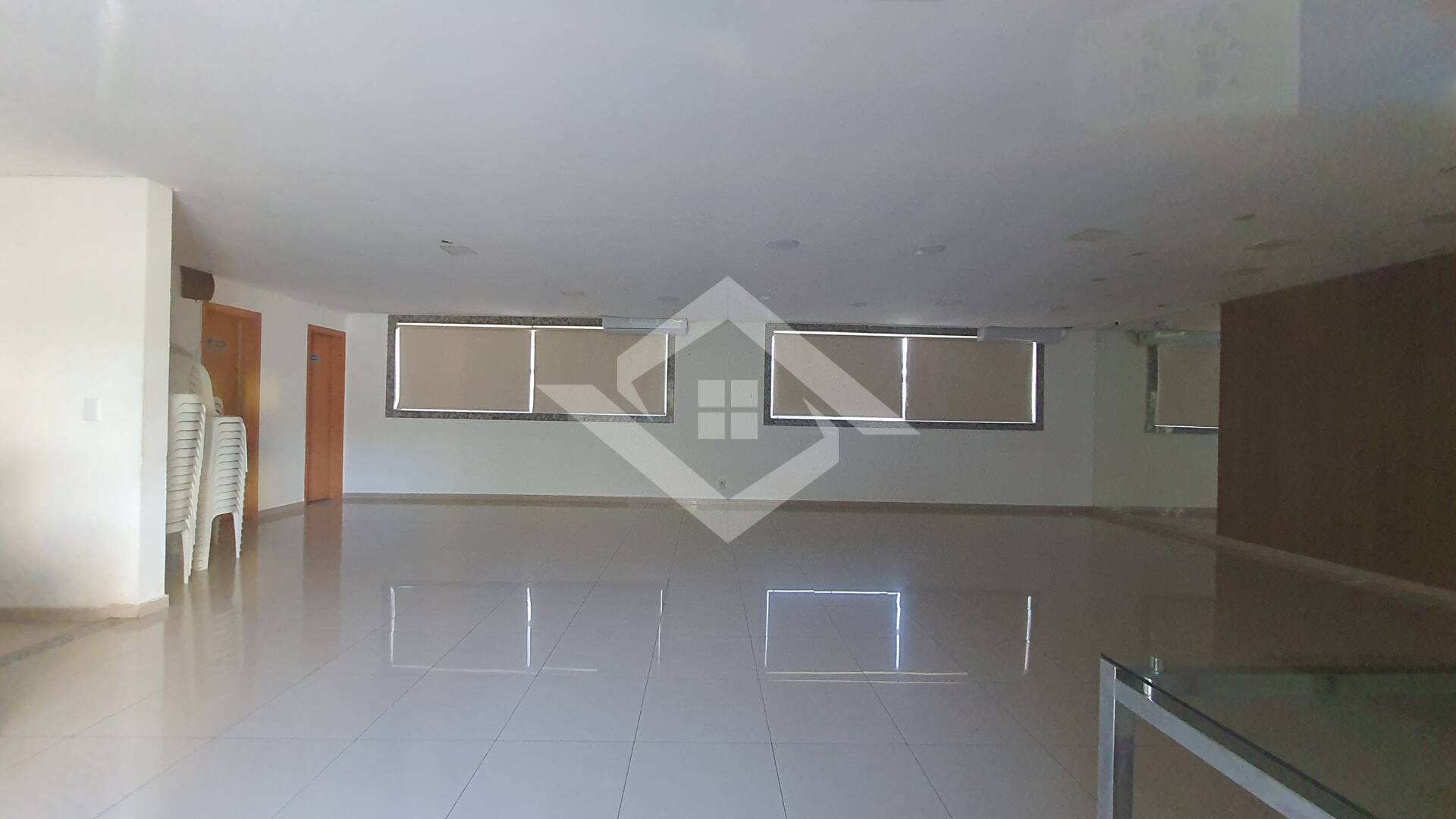 Apartamento à venda com 2 quartos, 50m² - Foto 4