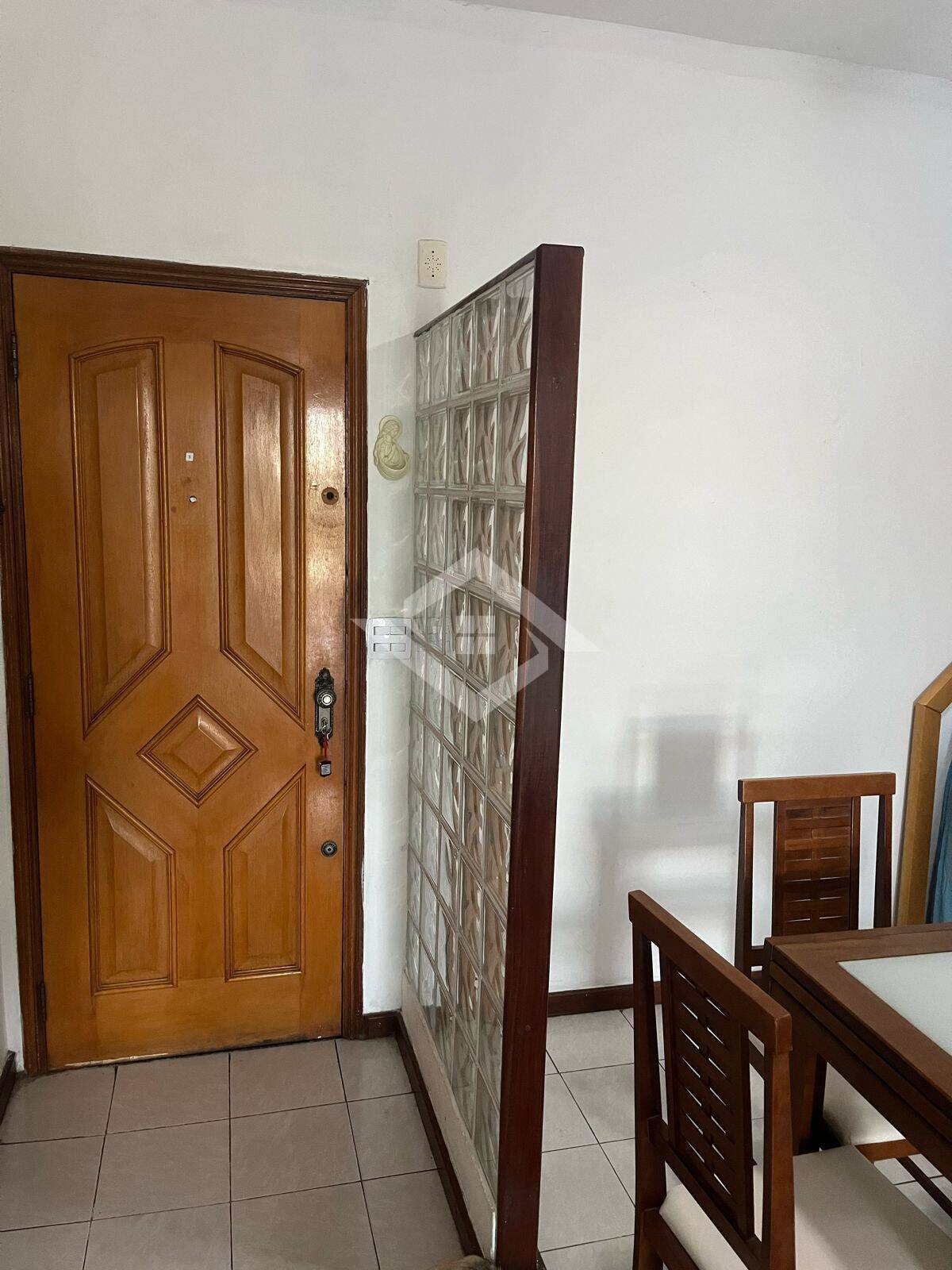 Apartamento à venda com 2 quartos, 78m² - Foto 10