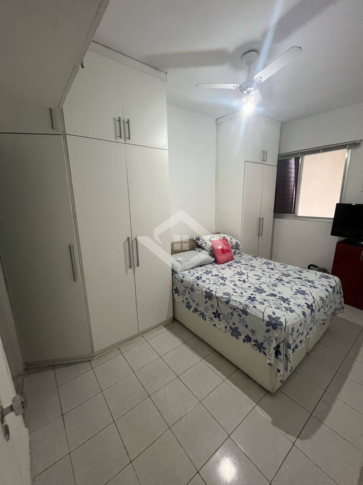 Apartamento à venda com 2 quartos, 78m² - Foto 14