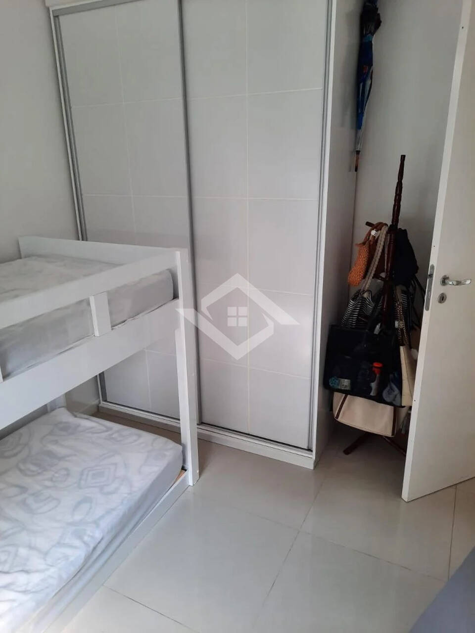 Apartamento à venda com 3 quartos, 127m² - Foto 25