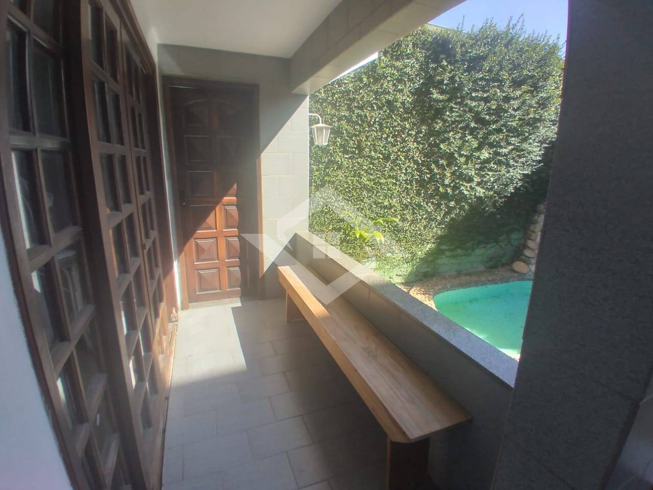 Casa à venda com 4 quartos, 250m² - Foto 24