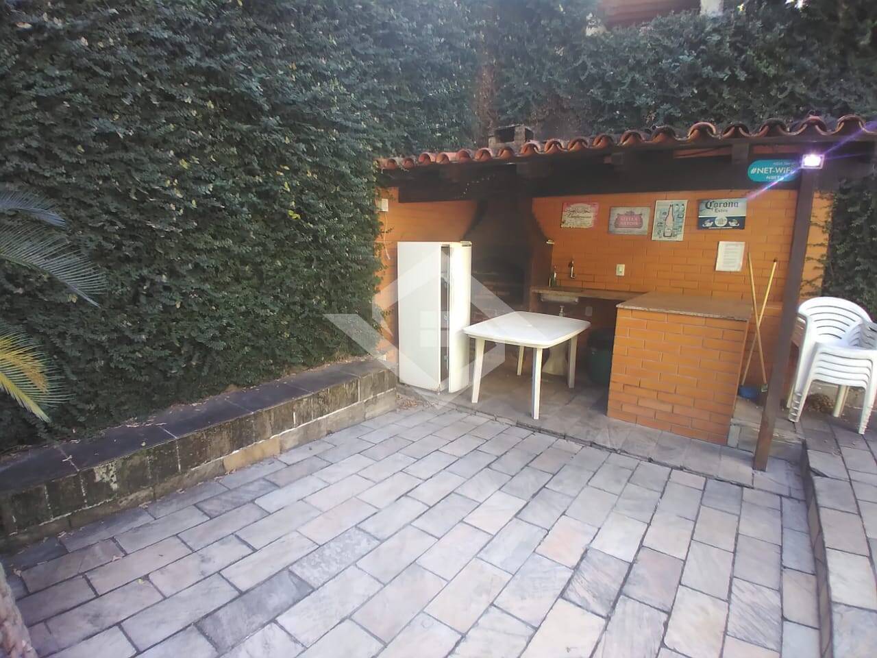 Casa à venda com 4 quartos, 250m² - Foto 26