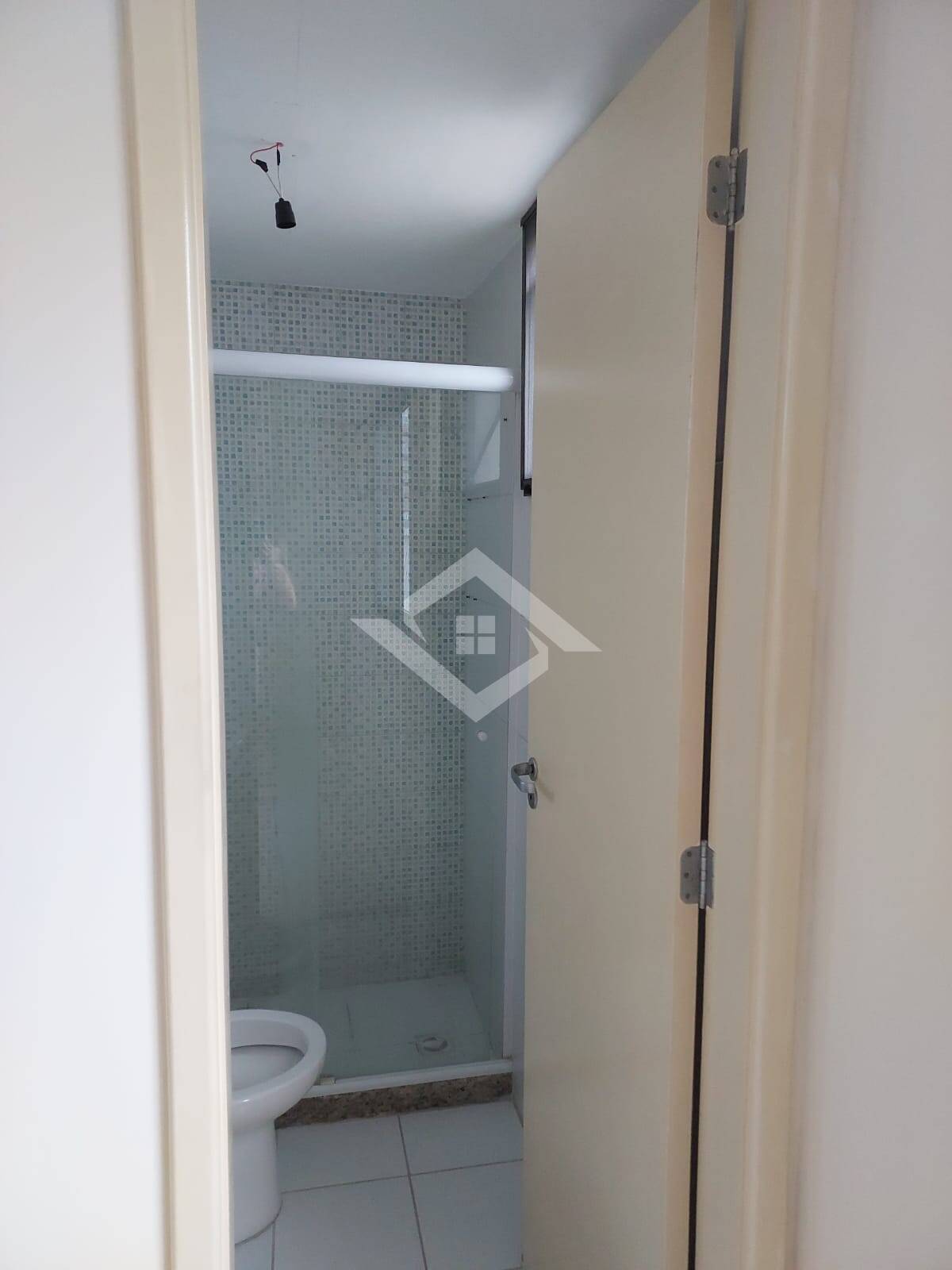 Apartamento à venda com 3 quartos, 72m² - Foto 2