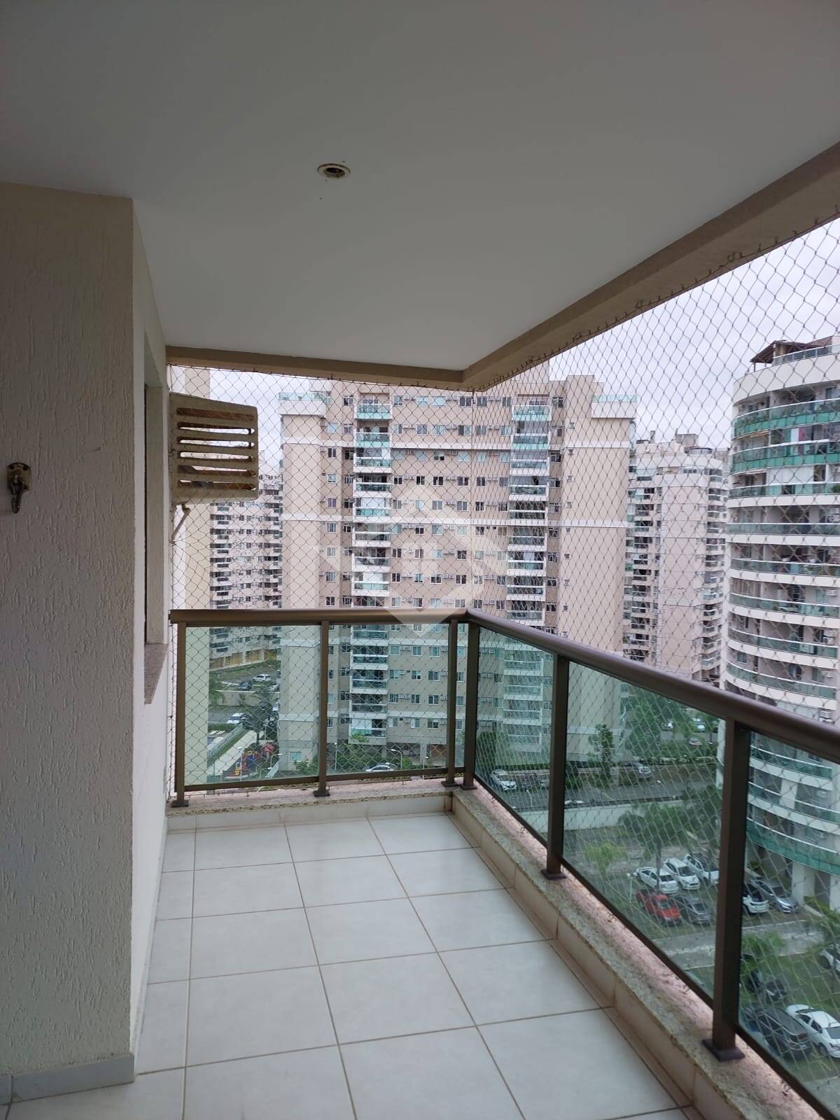 Apartamento à venda com 3 quartos, 72m² - Foto 1