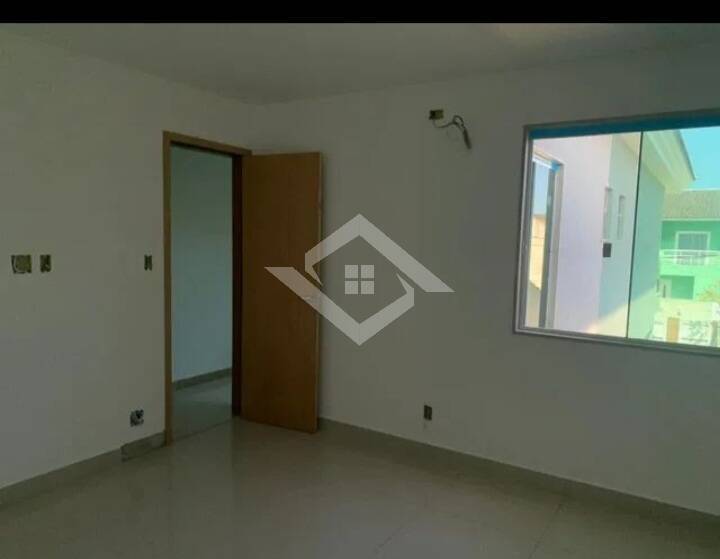 Casa à venda com 3 quartos, 140m² - Foto 3