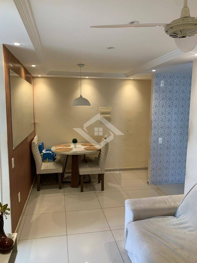 Apartamento à venda com 2 quartos, 45m² - Foto 2