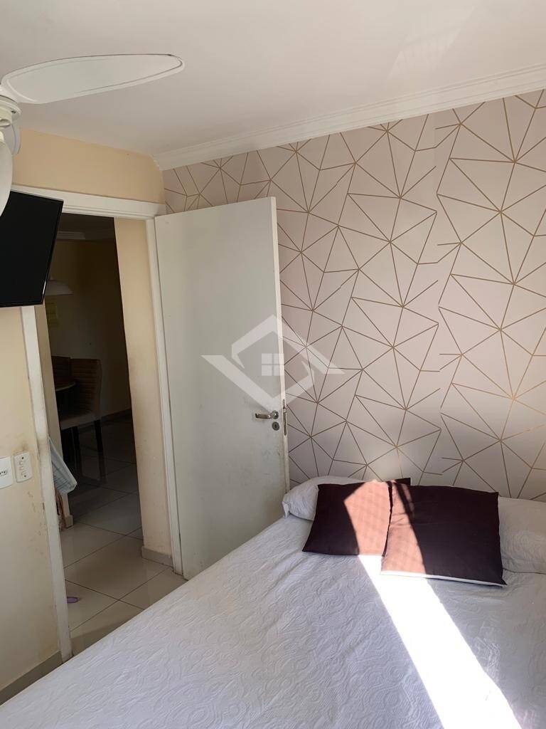 Apartamento à venda com 2 quartos, 45m² - Foto 11