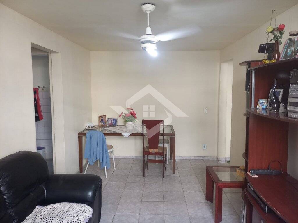 Apartamento à venda com 2 quartos, 60m² - Foto 1