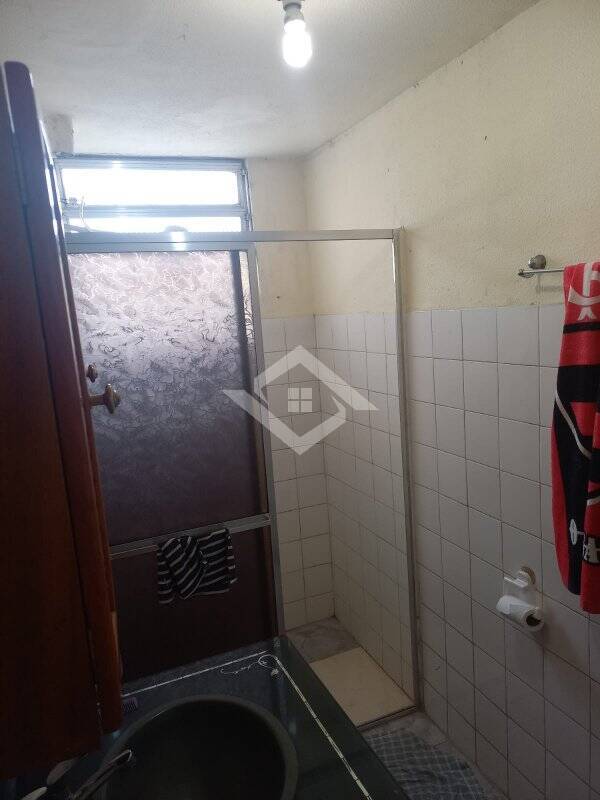 Apartamento à venda com 2 quartos, 60m² - Foto 9