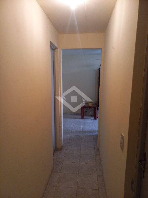 Apartamento à venda com 2 quartos, 60m² - Foto 11