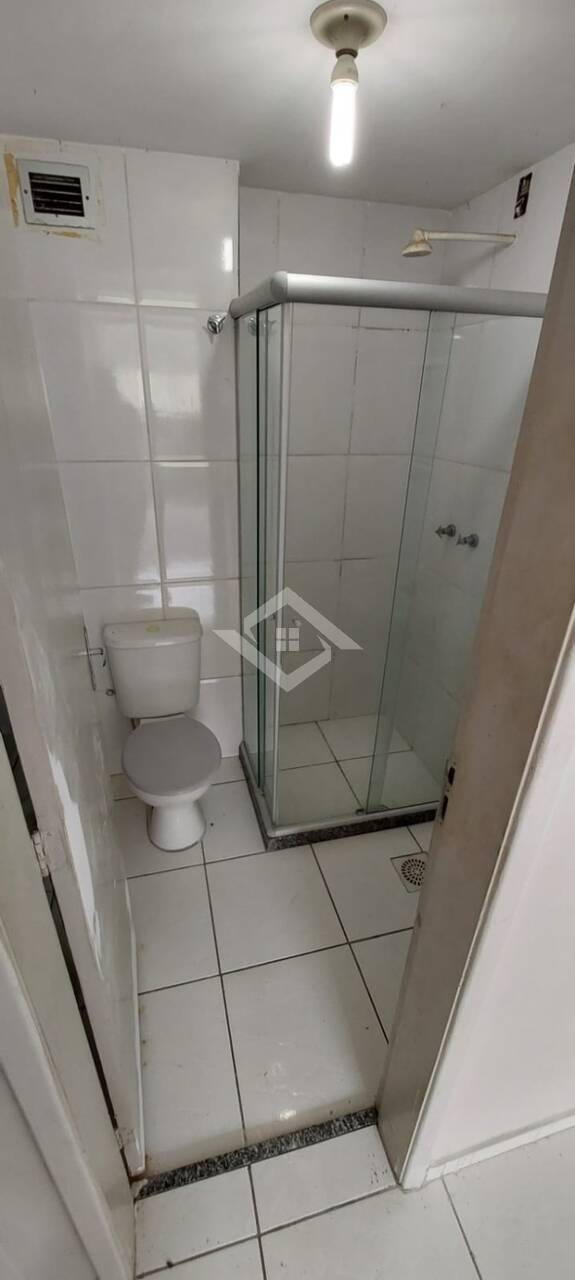 Apartamento à venda com 2 quartos, 45m² - Foto 3