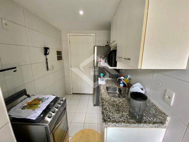 Apartamento à venda com 3 quartos, 78m² - Foto 3