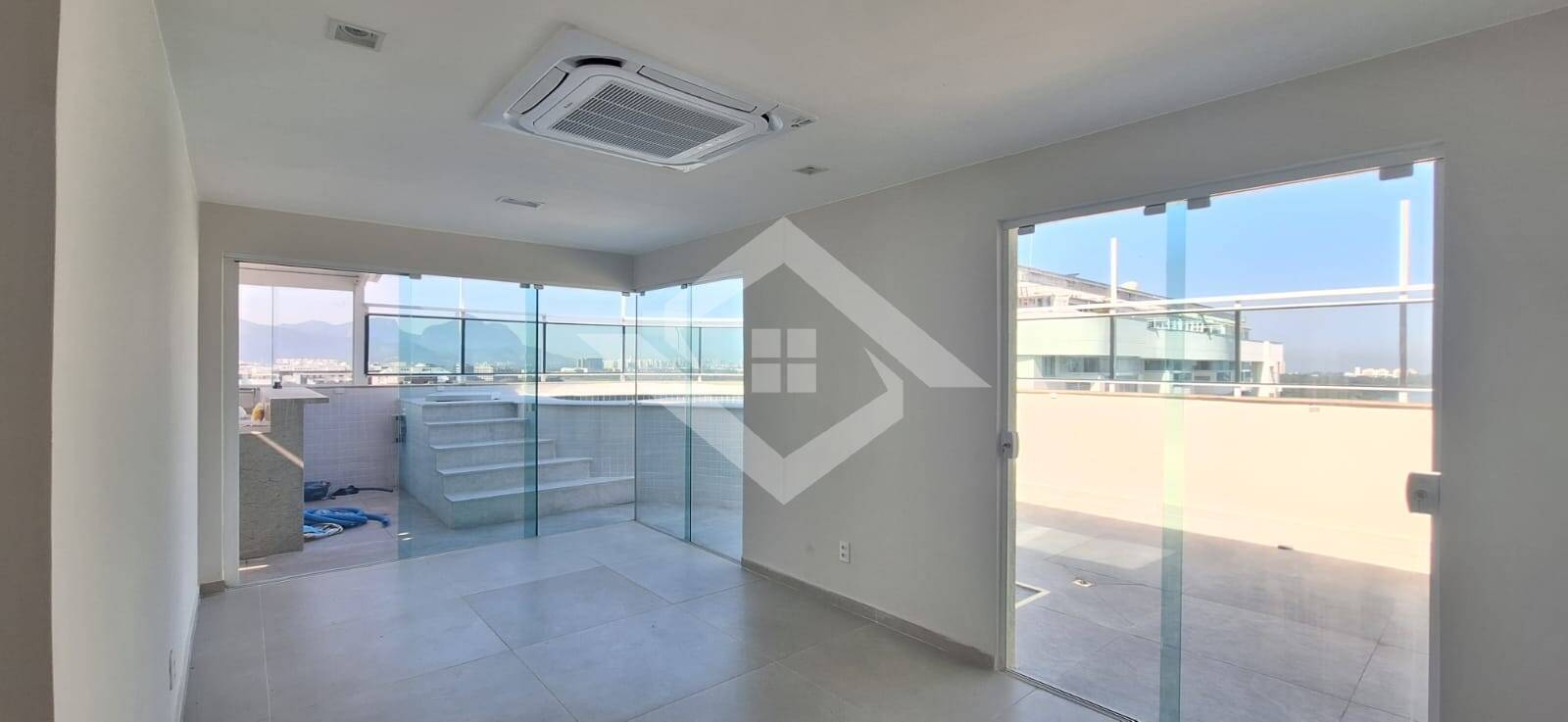 Apartamento à venda com 3 quartos, 160m² - Foto 11