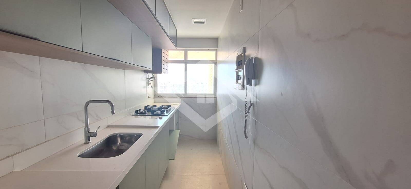 Apartamento à venda com 3 quartos, 160m² - Foto 14