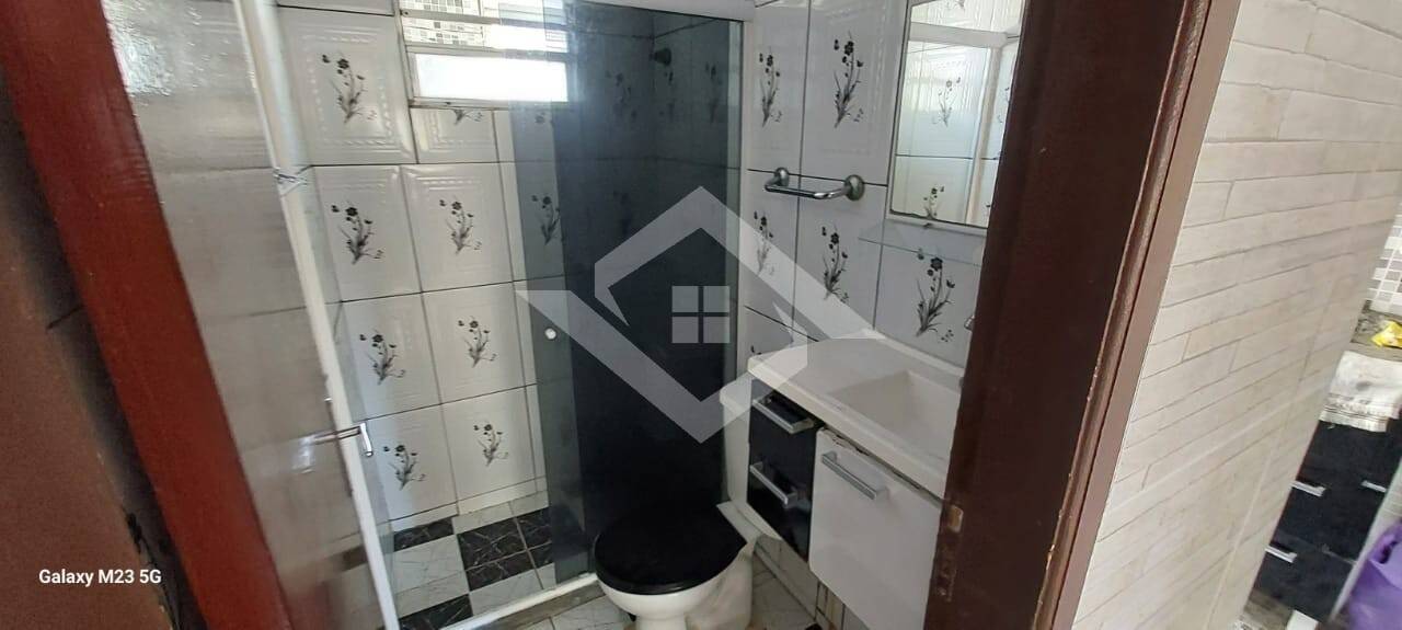 Apartamento à venda com 2 quartos, 45m² - Foto 2