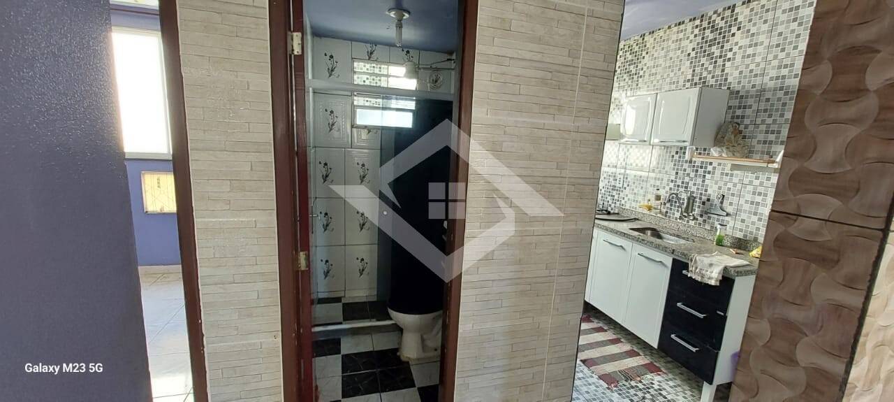 Apartamento à venda com 2 quartos, 45m² - Foto 3