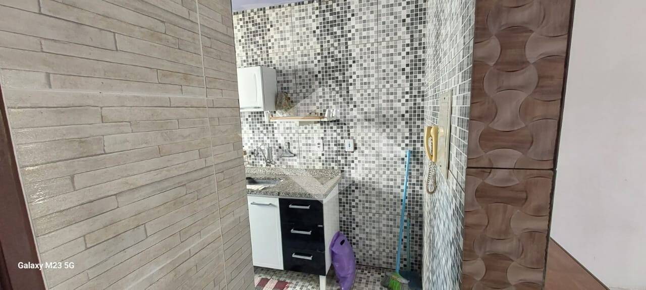 Apartamento à venda com 2 quartos, 45m² - Foto 17