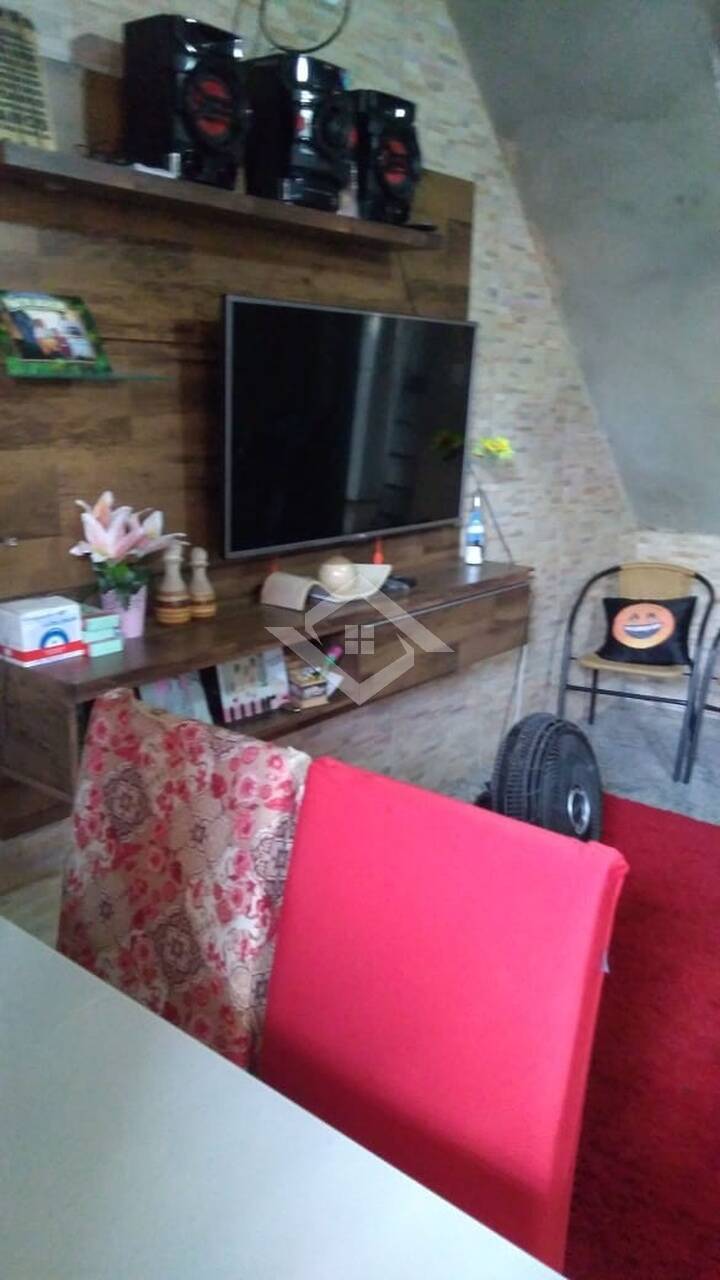 Casa à venda com 3 quartos, 96m² - Foto 9