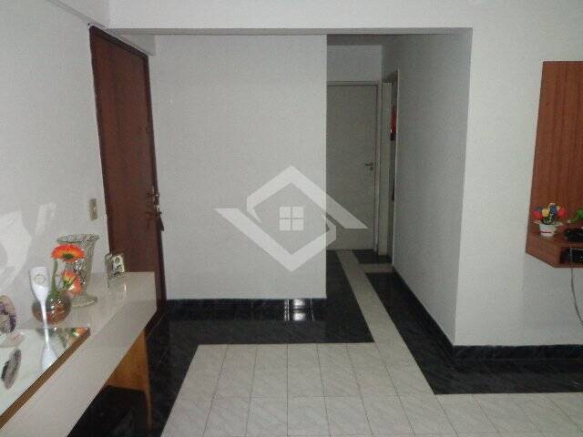 Apartamento à venda com 2 quartos, 60m² - Foto 2