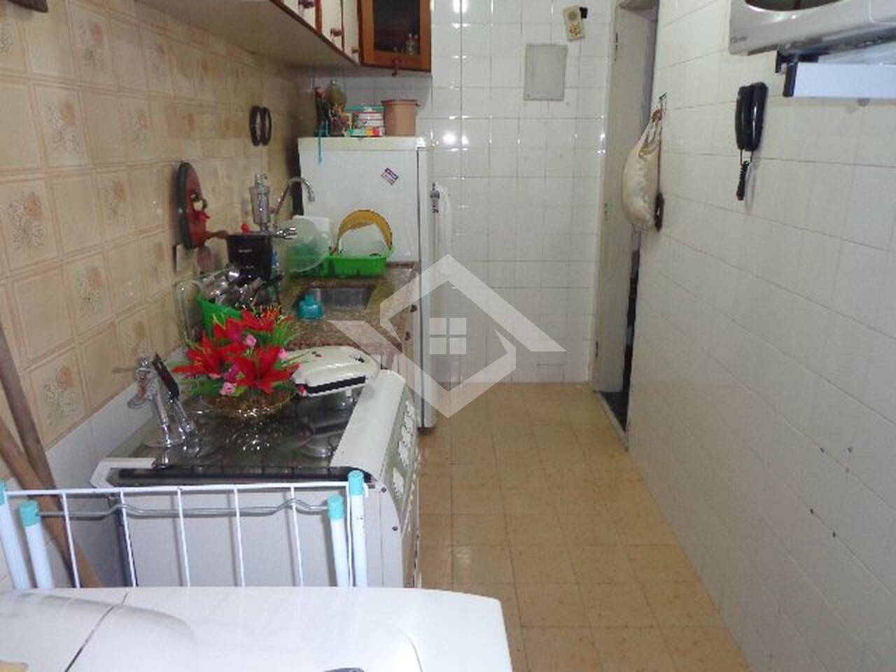 Apartamento à venda com 2 quartos, 60m² - Foto 7