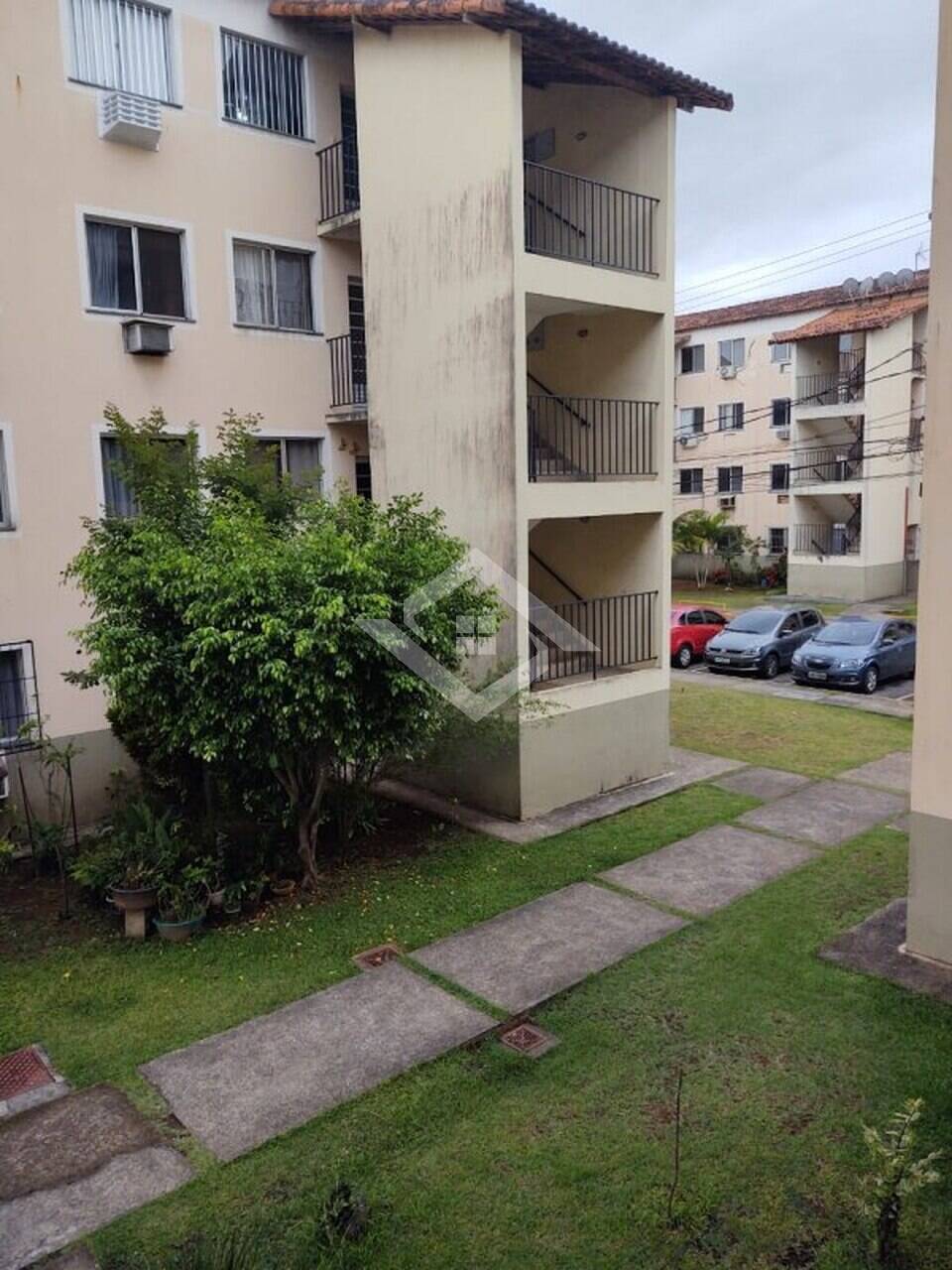 Apartamento à venda com 2 quartos, 45m² - Foto 1