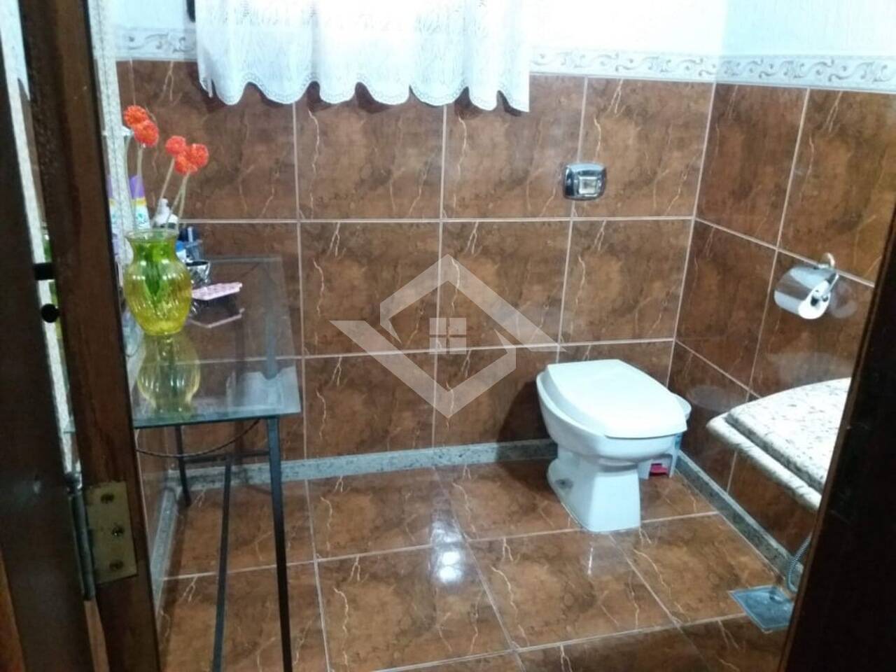 Casa à venda com 3 quartos, 120m² - Foto 9