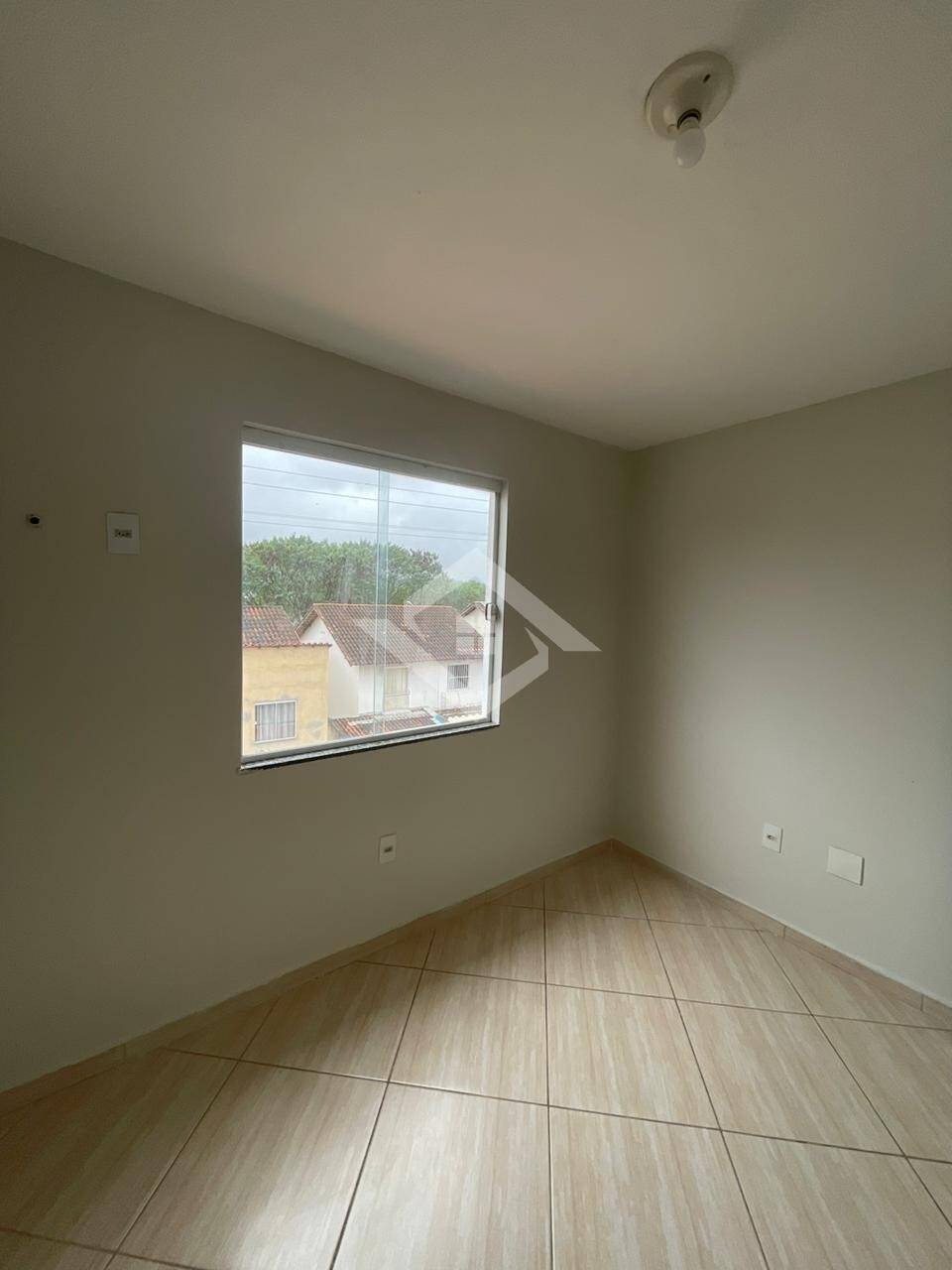 Casa para alugar com 3 quartos, 84m² - Foto 12